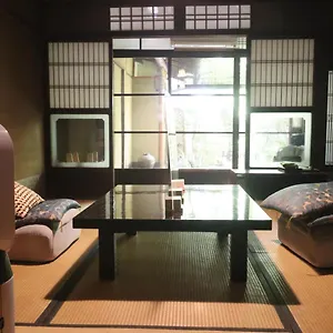 ゲストハウス ギャラリーのざわ